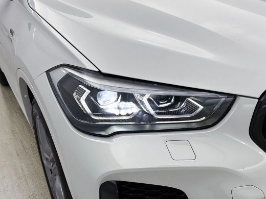 BMW X1 xDrive25e Exe PLUG-In M Sport Shadow TREKHAAK | 1/2 LEER | EL. ACHTERKLEP | 18"LM ActivLease financial lease