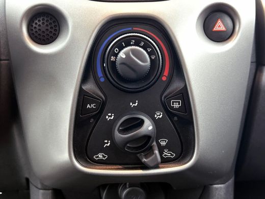 Citroën C1 1.0 e-VTi Feel 5D AIRCO | BLUETOOTH | 1e EIGENAAR ActivLease financial lease