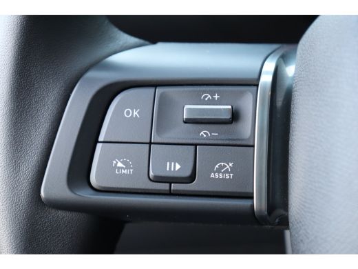 Citroën &euml;-C4 &Euml;-C4 50KWH 136PK FEEL PACK AUTOMAAT / NAVI / LEDER / CLIMA / LED / PDC / 18" LMV / CAMERA / BLUET... ActivLease financial lease