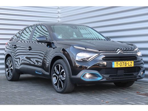 Citroën &euml;-C4 &Euml;-C4 50KWH 136PK FEEL PACK AUTOMAAT / NAVI / LEDER / CLIMA / LED / PDC / 18" LMV / CAMERA / BLUET... ActivLease financial lease