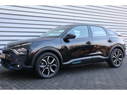 Citroën &euml;-C4 &Euml;-C4 50KWH 136PK FEEL PACK AUTOMAAT / NAVI / LEDER / CLIMA / LED / PDC / 18" LMV / CAMERA / BLUET... ActivLease financial lease