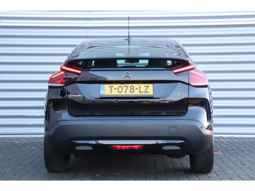 Citroën &euml;-C4 &Euml;-C4 50KWH 136PK FEEL PACK AUTOMAAT / NAVI / LEDER / CLIMA / LED / PDC / 18" LMV / CAMERA / BLUET... ActivLease financial lease