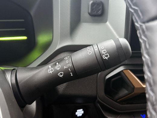 Dacia Duster 1.6 Hybrid 140 Extreme 360-CAMERA | CARPLAY | WINTER-PACK ActivLease financial lease