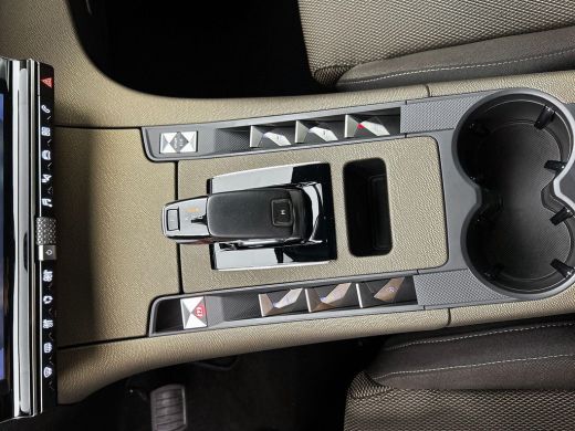 DS DS 7 1.6 So Chic VIRTUAL | 1550KG TREKGEWICHT | CAMERA | CARPLAY | NAVI ActivLease financial lease