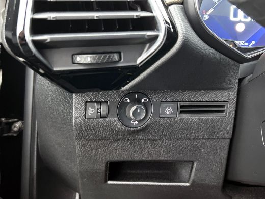 DS DS 7 1.6 So Chic VIRTUAL | 1550KG TREKGEWICHT | CAMERA | CARPLAY | NAVI ActivLease financial lease