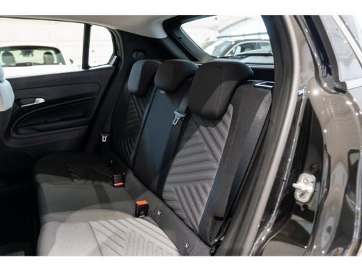 Fiat 600e Urban 54 kWh | Climate Controle | Keyless | Navigatie | Camera | Parkeersensoren | 17 Inch Lichtm... ActivLease financial lease