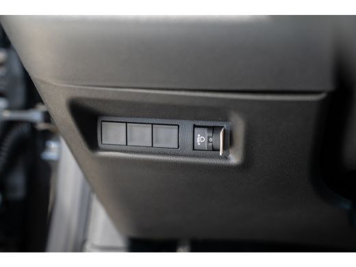 Fiat 600e Urban 54 kWh | Climate Controle | Keyless | Navigatie | Camera | Parkeersensoren | 17 Inch Lichtm... ActivLease financial lease