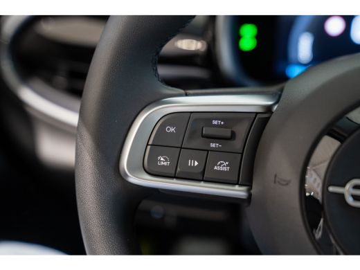 Fiat 600e Urban 54 kWh | Climate Controle | Keyless | Navigatie | Camera | Parkeersensoren | 17 Inch Lichtm... ActivLease financial lease