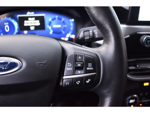 Ford Kuga 1.5 ECOBLUE 120PK AUT. TITANIUM HEAD-UP/NAVI/CAMERA ActivLease financial lease