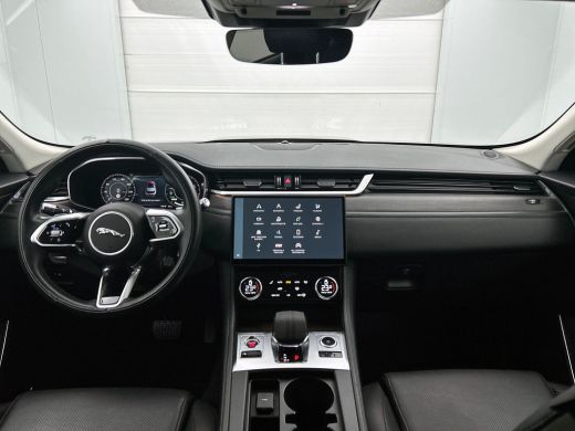 Jaguar F-PACE 2.0 P400e PHEV AWD 405PK 360&deg; CAMERA | LEER | TREKHAAK ActivLease financial lease