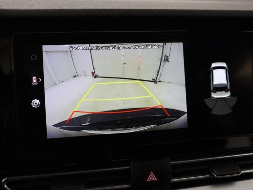 Kia Niro 1.6 GDi Hybrid ExecutiveLine | Schuifdak | Trekhaak | Adaptive cruise | Camera | Half leder | Nav... ActivLease financial lease