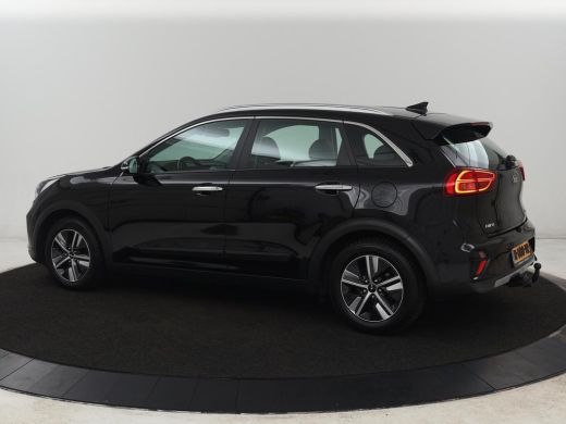 Kia Niro 1.6 GDi Hybrid ExecutiveLine | Schuifdak | Trekhaak | Adaptive cruise | Camera | Half leder | Nav... ActivLease financial lease