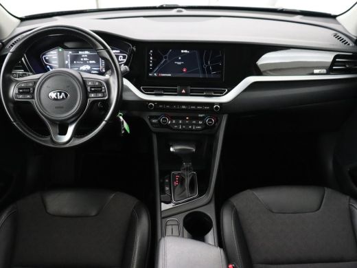Kia Niro 1.6 GDi Hybrid ExecutiveLine | Schuifdak | Trekhaak | Adaptive cruise | Camera | Half leder | Nav... ActivLease financial lease