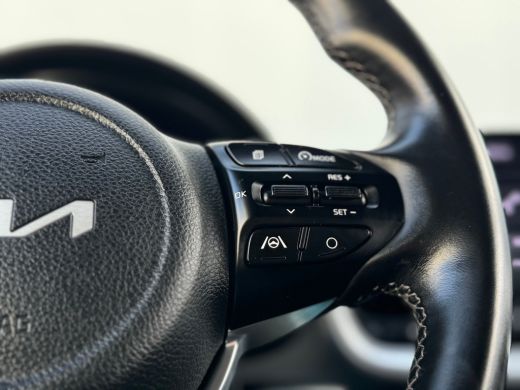 Kia Stonic 1.0 T-GDi MHEV DynamicLine 6-bak 112PK | Trekhaak | Luxe Stof | Glans Exterieur | Achteruitrijcam... ActivLease financial lease