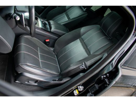 Land Rover Range Rover Velar 2.0 I4 AWD R-Dynamic SE Elek. pano dak 22" Leer Elek. stoelen ActivLease financial lease