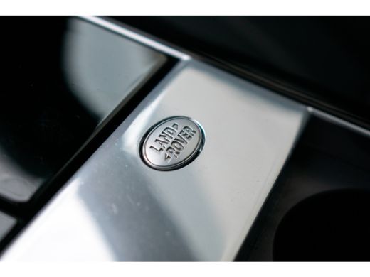 Land Rover Range Rover Velar 2.0 I4 AWD R-Dynamic SE Elek. pano dak 22" Leer Elek. stoelen ActivLease financial lease