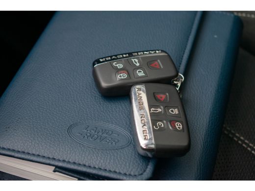 Land Rover Range Rover Velar 2.0 I4 AWD R-Dynamic SE Elek. pano dak 22" Leer Elek. stoelen ActivLease financial lease