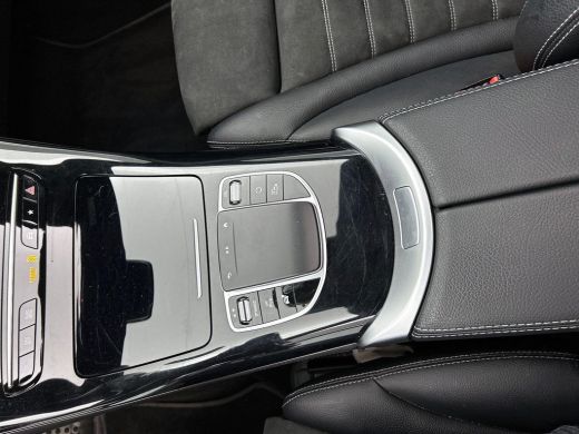 Mercedes-Benz EQC 400 4MATIC AMG Premium 80 kWh BLACK-LINE | TREKHAAK | SCHUIFDAK | EL. ACHTERKLEP ActivLease financial lease