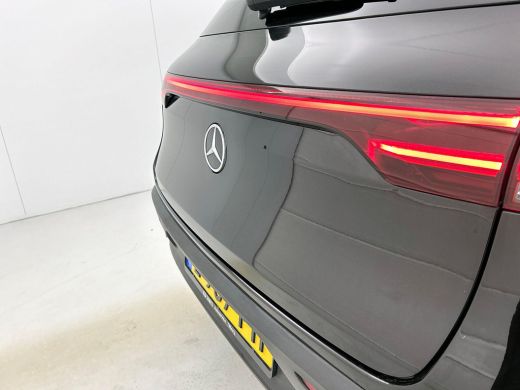 Mercedes-Benz EQC 400 4MATIC AMG Premium 80 kWh BLACK-LINE | TREKHAAK | SCHUIFDAK | EL. ACHTERKLEP ActivLease financial lease