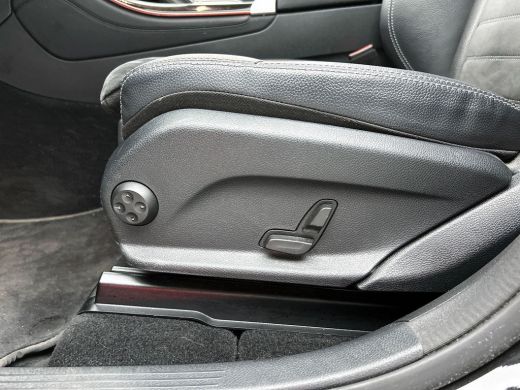 Mercedes-Benz EQC 400 4MATIC AMG Premium 80 kWh BLACK-LINE | TREKHAAK | SCHUIFDAK | EL. ACHTERKLEP ActivLease financial lease