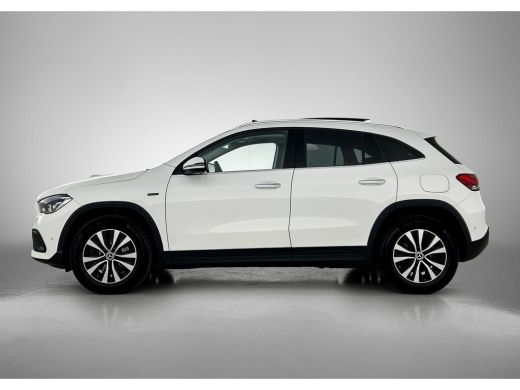 Mercedes-Benz GLA 250 e Plug-In 218PK 360&deg; CAMERA | PANORAMADAK | WIDESCREEN ActivLease financial lease