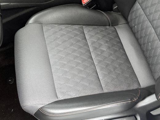 MG MG3 1.5 Hybrid+ Luxury 360-CAMERA | CARPLAY | WINTER-PACK | NAVI ActivLease financial lease