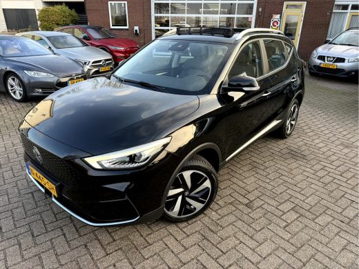 MG ZS EV EV Long Range Luxury 70 kWh SOH 92,4%, Panoramadak, Leer, 360 camera ActivLease financial lease