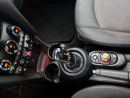 Mini Cooper Cabrio 1.5 Cooper Pepper AUTOM. CLIMA | NAVI | WINDSCHERM ActivLease financial lease