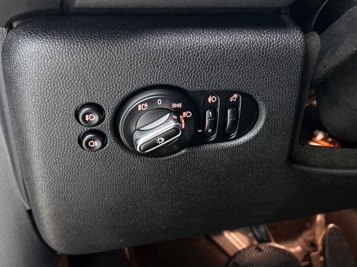 Mini Cooper Cabrio 1.5 Cooper Pepper AUTOM. CLIMA | NAVI | WINDSCHERM ActivLease financial lease