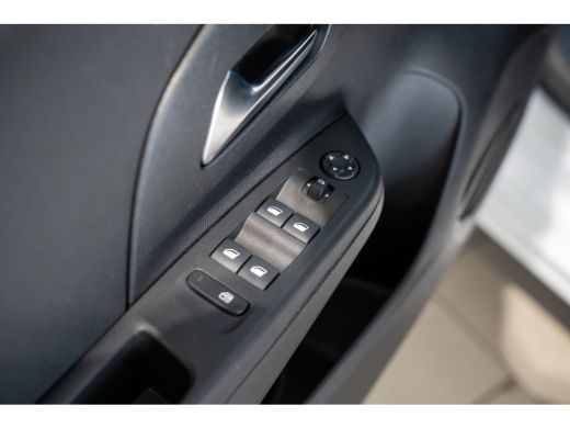 Opel Corsa 1.2 Edition | Apple Carplay & Android Auto | Parkeersensoren | Armsteun | Verwarmd Stuurwiel | Cr... ActivLease financial lease