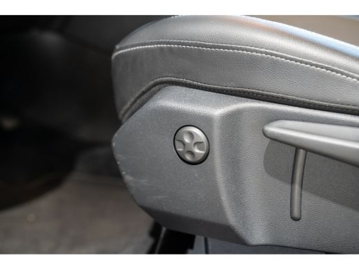 Opel Grandland X 1.2 Turbo Business Executive | Climate Controle | Navigatie | Camera | Parkeersensoren | AGR Stoe... ActivLease financial lease