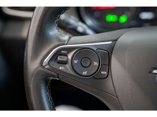 Opel Grandland X 1.2 Turbo Innovation | Camera | Parkeersensoren | Climate Controle | Navigatie | AGR Stoelen | Ap... ActivLease financial lease