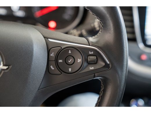 Opel Grandland X 1.2 Turbo Innovation | Camera | Parkeersensoren | Climate Controle | Navigatie | AGR Stoelen | Ap... ActivLease financial lease