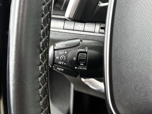 Peugeot 3008 1.6 e-THP Blue Lease Premium PANO | CAMERA | LEER | TREKHAAK ActivLease financial lease