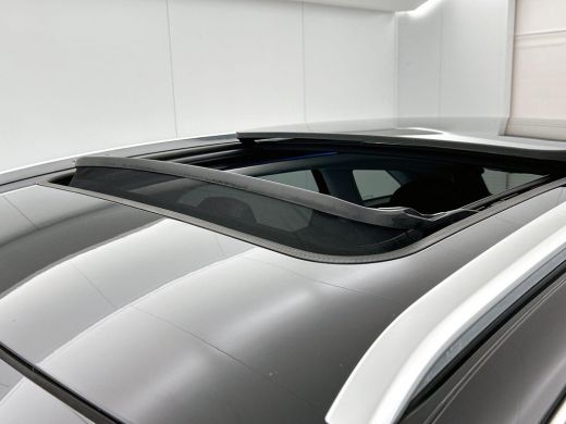 Peugeot 3008 1.6 e-THP Blue Lease Premium PANO | CAMERA | LEER | TREKHAAK ActivLease financial lease