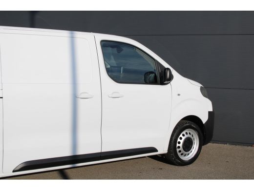 Peugeot Expert 2.0 BlueHDi 145 L3 | Navigatie | Camera | 3-Zits | Trekhaak | Keyless | Climate control | ActivLease financial lease