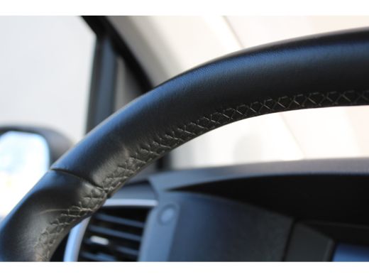 Peugeot Expert 2.0 BlueHDi 145 L3 | Navigatie | Camera | 3-Zits | Trekhaak | Keyless | Climate control | ActivLease financial lease