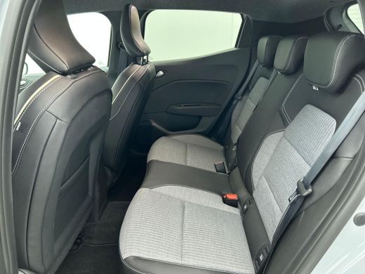 Renault Clio 1.0 TCe 90 GPF techno PRIVATE LEASE vanaf &euro; 434 pm* ActivLease financial lease