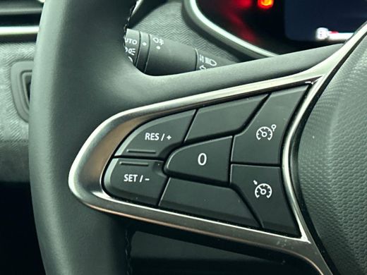 Renault Clio 1.0 TCe 90 GPF techno PRIVATE LEASE vanaf &euro; 434 pm* ActivLease financial lease