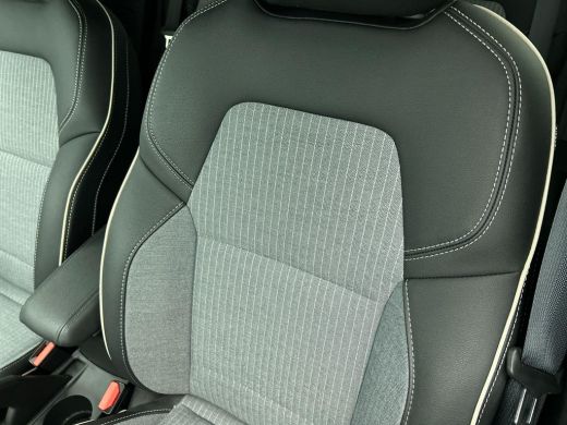 Renault Clio 1.0 TCe 90 GPF techno PRIVATE LEASE vanaf &euro; 434 pm* ActivLease financial lease