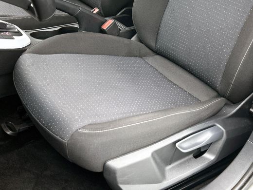 Seat Arona 1.0 TSI AUTOM. Style Connect CARPLAY-NAV | CRUISE | PRIVACY-GLASS ActivLease financial lease