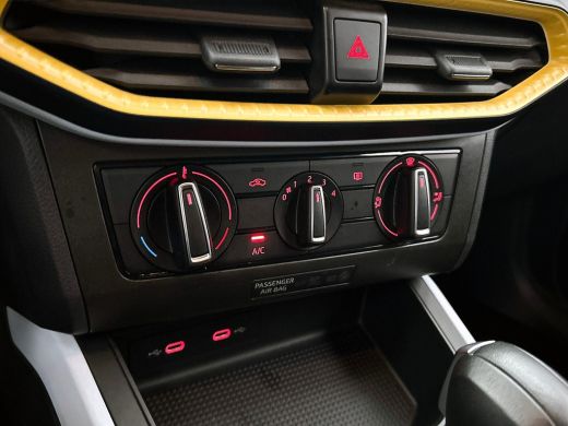 Seat Arona 1.0 TSI AUTOM. Style Connect CARPLAY-NAV | CRUISE | PRIVACY-GLASS ActivLease financial lease