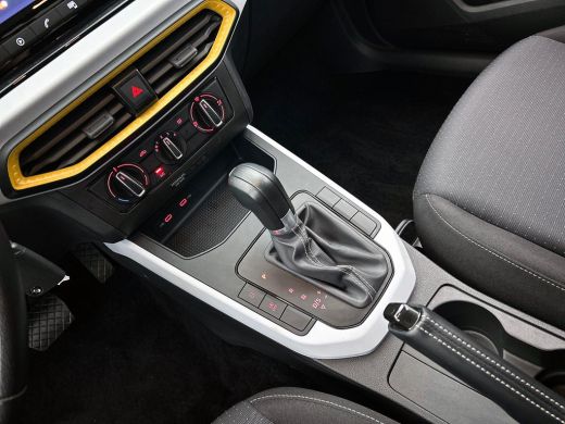 Seat Arona 1.0 TSI AUTOM. Style Connect CARPLAY-NAV | CRUISE | PRIVACY-GLASS ActivLease financial lease