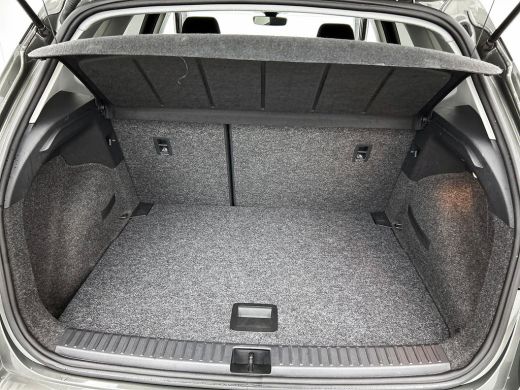 Seat Arona 1.0 TSI AUTOM. Style Connect CARPLAY-NAV | CRUISE | PRIVACY-GLASS ActivLease financial lease