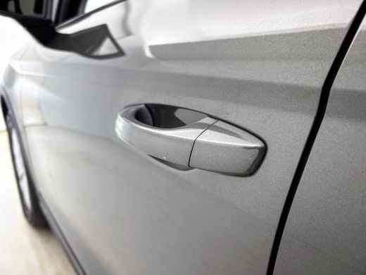 Seat Arona 1.0 TSI AUTOM. Style Connect CARPLAY-NAV | CRUISE | PRIVACY-GLASS ActivLease financial lease