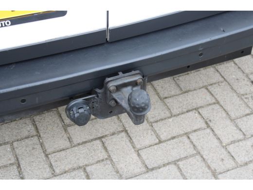 Volkswagen Crafter 35 2.0 TDI L3H3 CAMPER VOORBEREID | THULE LUIFEL | AIRCO LAADRUIMTE | ZEER NETJES!!! ActivLease financial lease