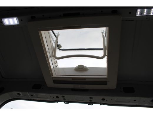 Volkswagen Crafter 35 2.0 TDI L3H3 CAMPER VOORBEREID | THULE LUIFEL | AIRCO LAADRUIMTE | ZEER NETJES!!! ActivLease financial lease