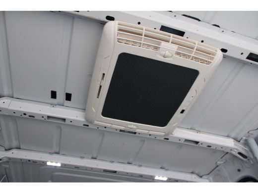 Volkswagen Crafter 35 2.0 TDI L3H3 CAMPER VOORBEREID | THULE LUIFEL | AIRCO LAADRUIMTE | ZEER NETJES!!! ActivLease financial lease