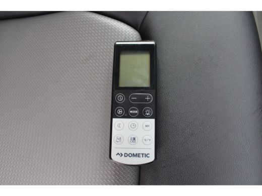 Volkswagen Crafter 35 2.0 TDI L3H3 CAMPER VOORBEREID | THULE LUIFEL | AIRCO LAADRUIMTE | ZEER NETJES!!! ActivLease financial lease