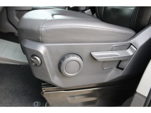 Volkswagen Crafter 35 2.0 TDI L3H3 CAMPER VOORBEREID | THULE LUIFEL | AIRCO LAADRUIMTE | ZEER NETJES!!! ActivLease financial lease